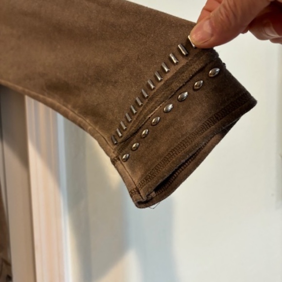 Earl studded long sleeve top- relaxed XL- NICE - Picture 3 of 4